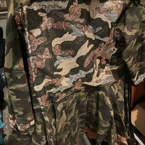 Camp jacket with sequins